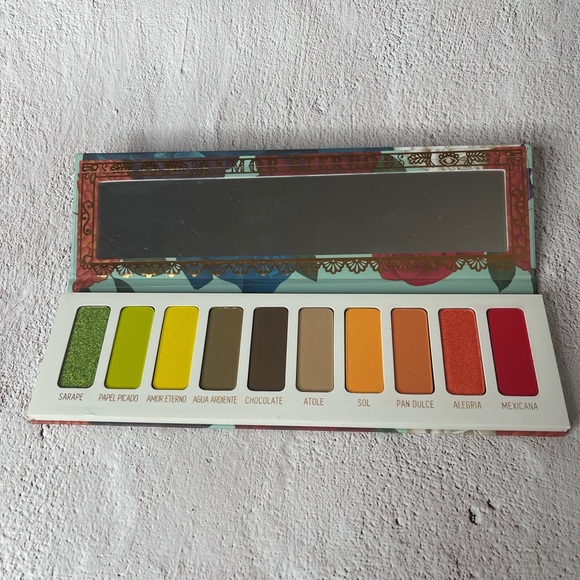 Melt Cosmetics Vida Eyeshadow Palette - Picture 1 of 3